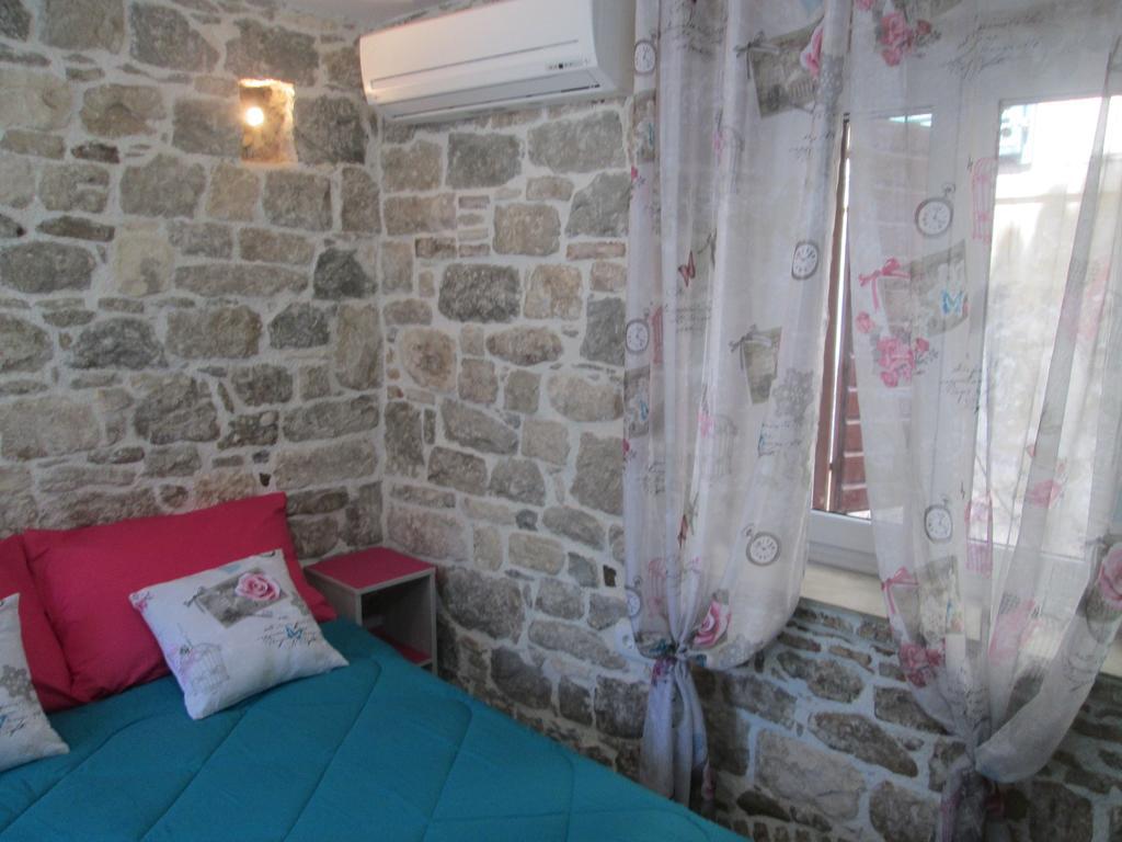 Room N&M - Diocletians Palace Σπλιτ Εξωτερικό φωτογραφία