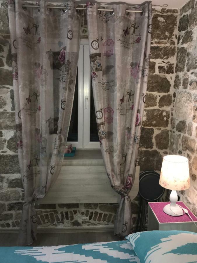 Room N&M - Diocletians Palace Σπλιτ Εξωτερικό φωτογραφία