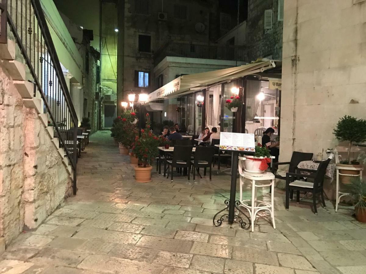 Room N&M - Diocletians Palace Σπλιτ Εξωτερικό φωτογραφία